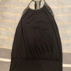 Lululemon yoga/workout shirt